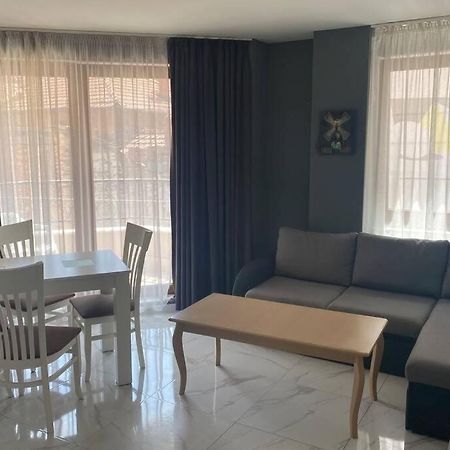 Markapart 2 - Apartment In Downtown Ruse Luaran gambar