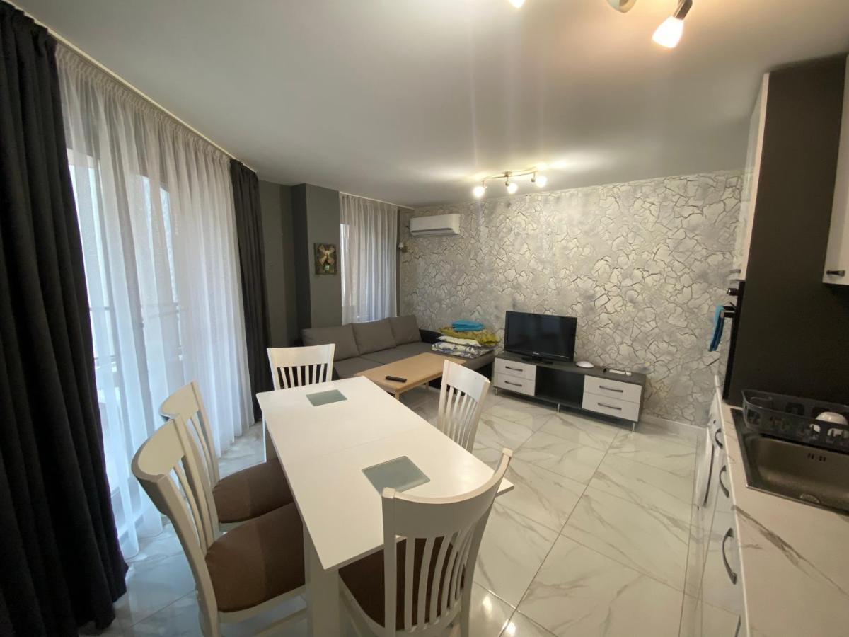 Markapart 2 - Apartment In Downtown Ruse Luaran gambar